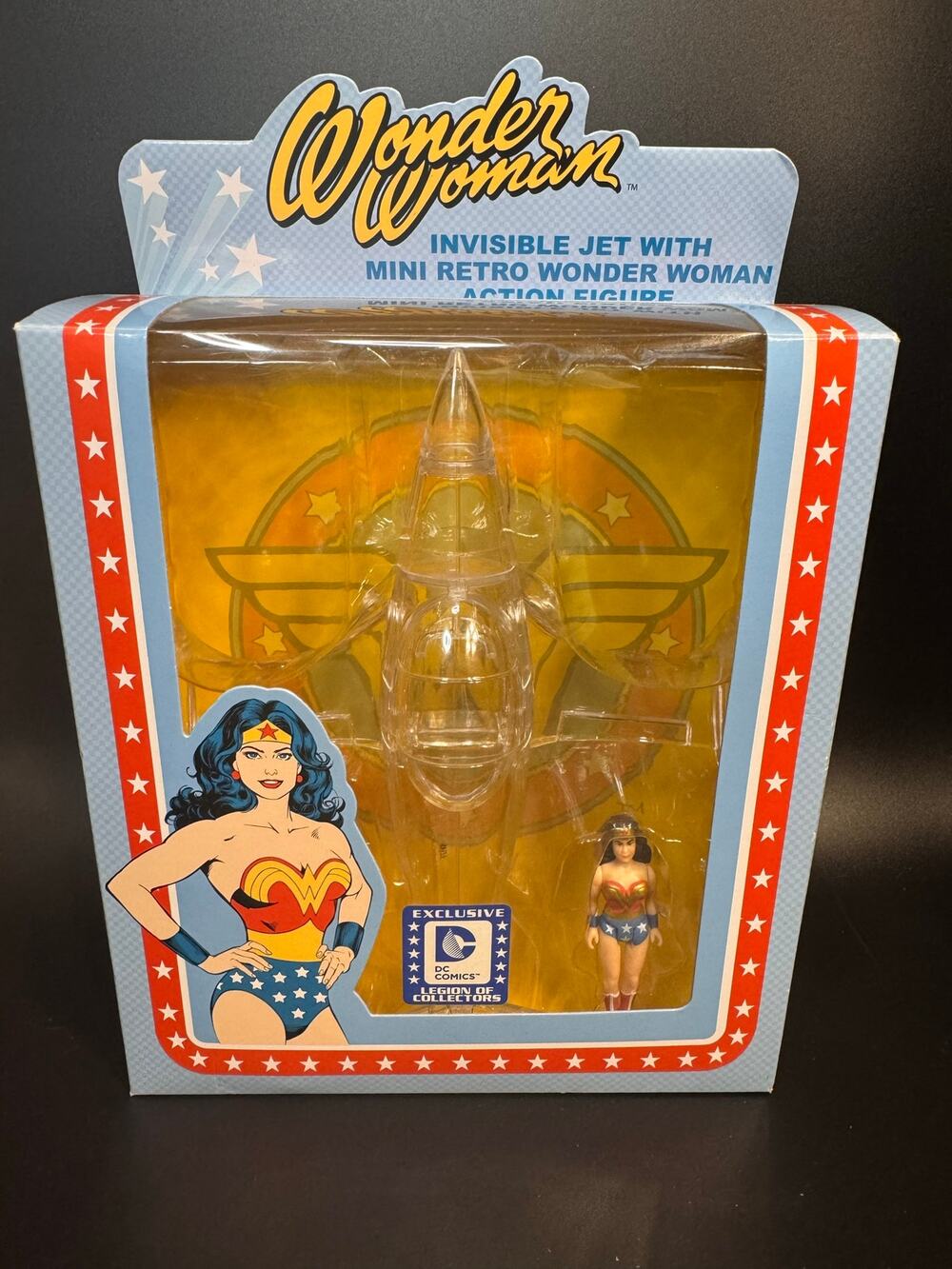 Funko Wonder Woman Invisible Jet with mini retro Wonder Woman - new in box